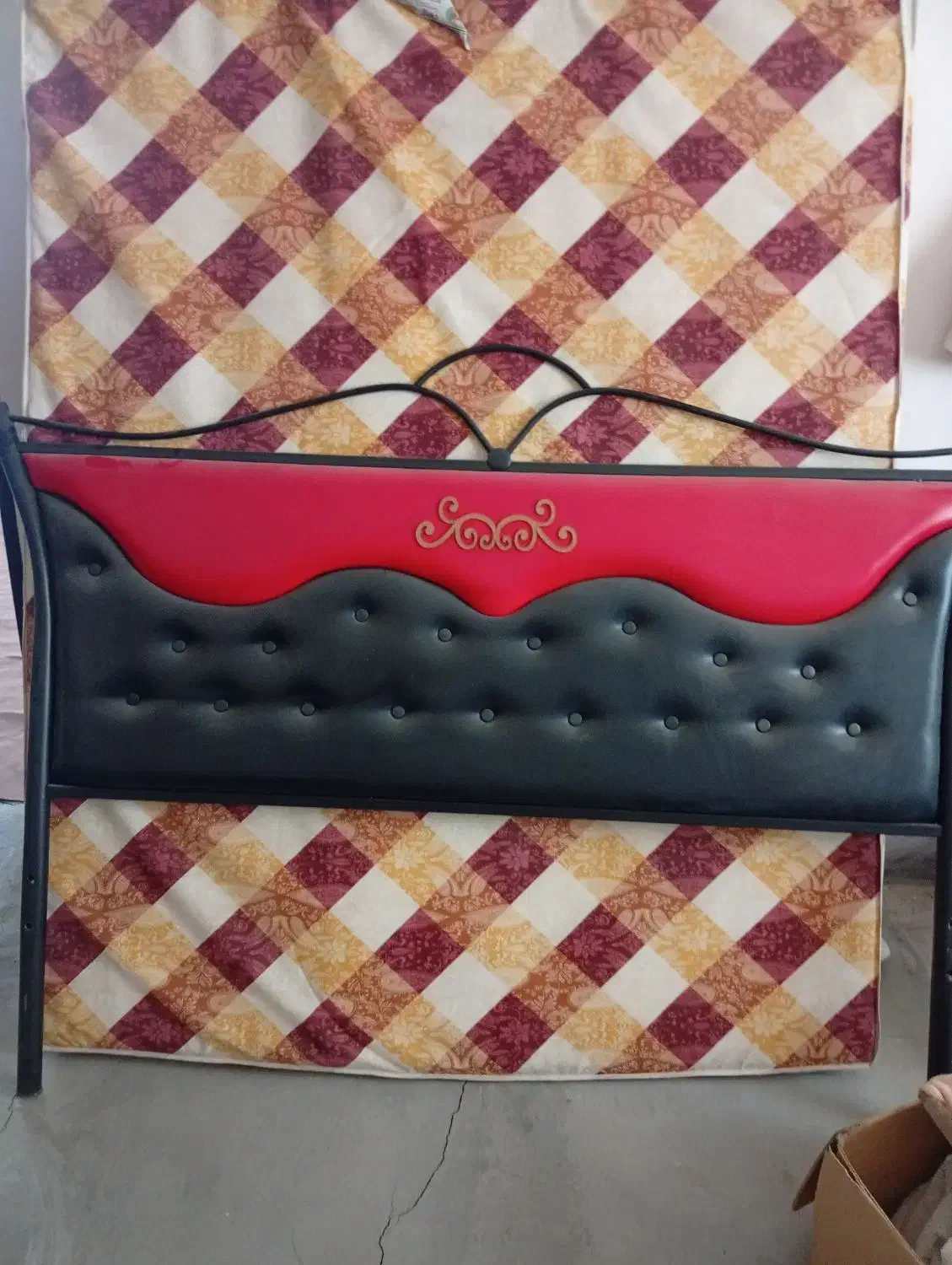 تخت دونفره تشک رویال|تخت و سرویس خواب|سنندج, |دیوار