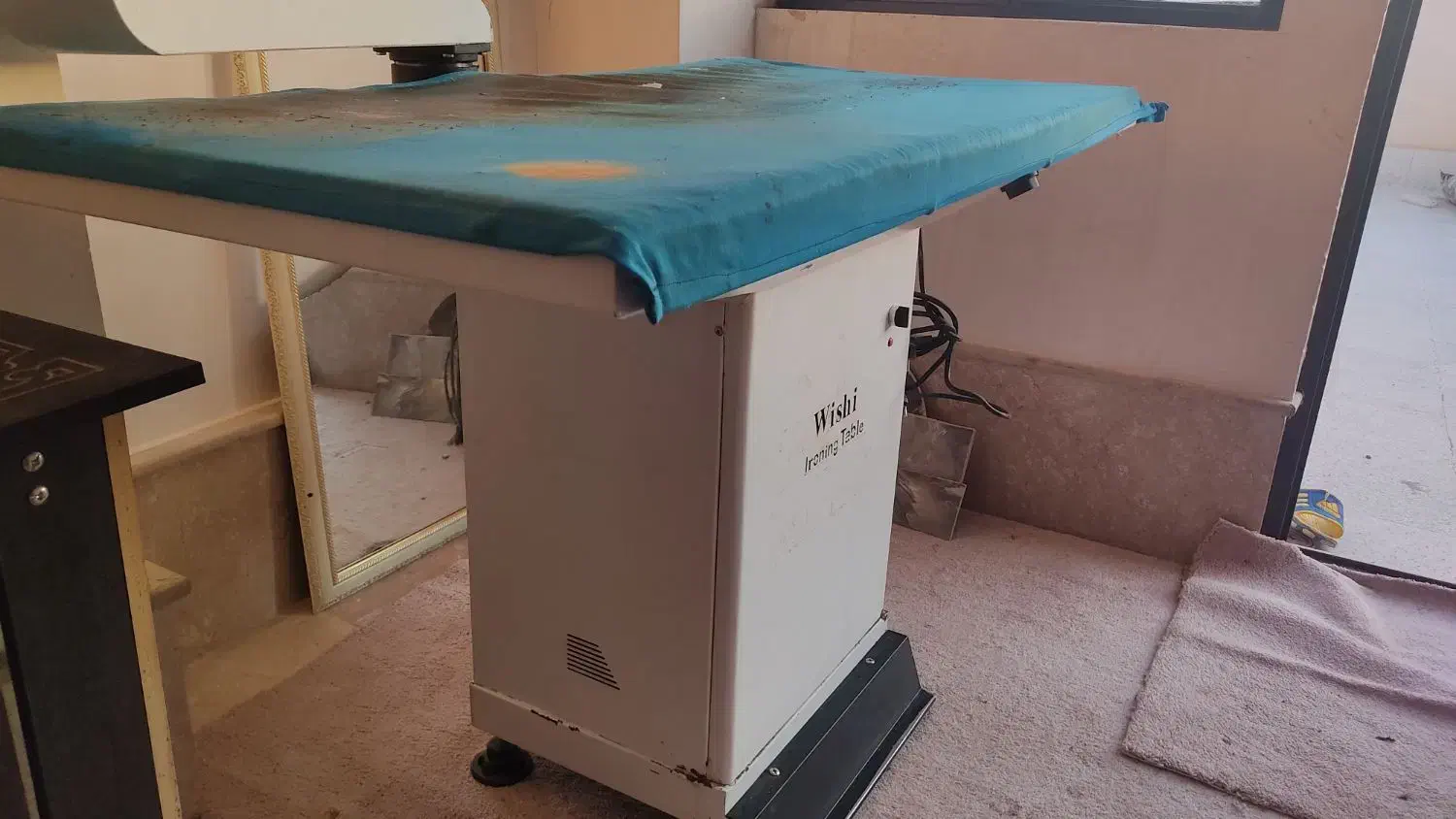 میز مکش ویشی|اتو و لوازم اتو|پیشوا, |دیوار