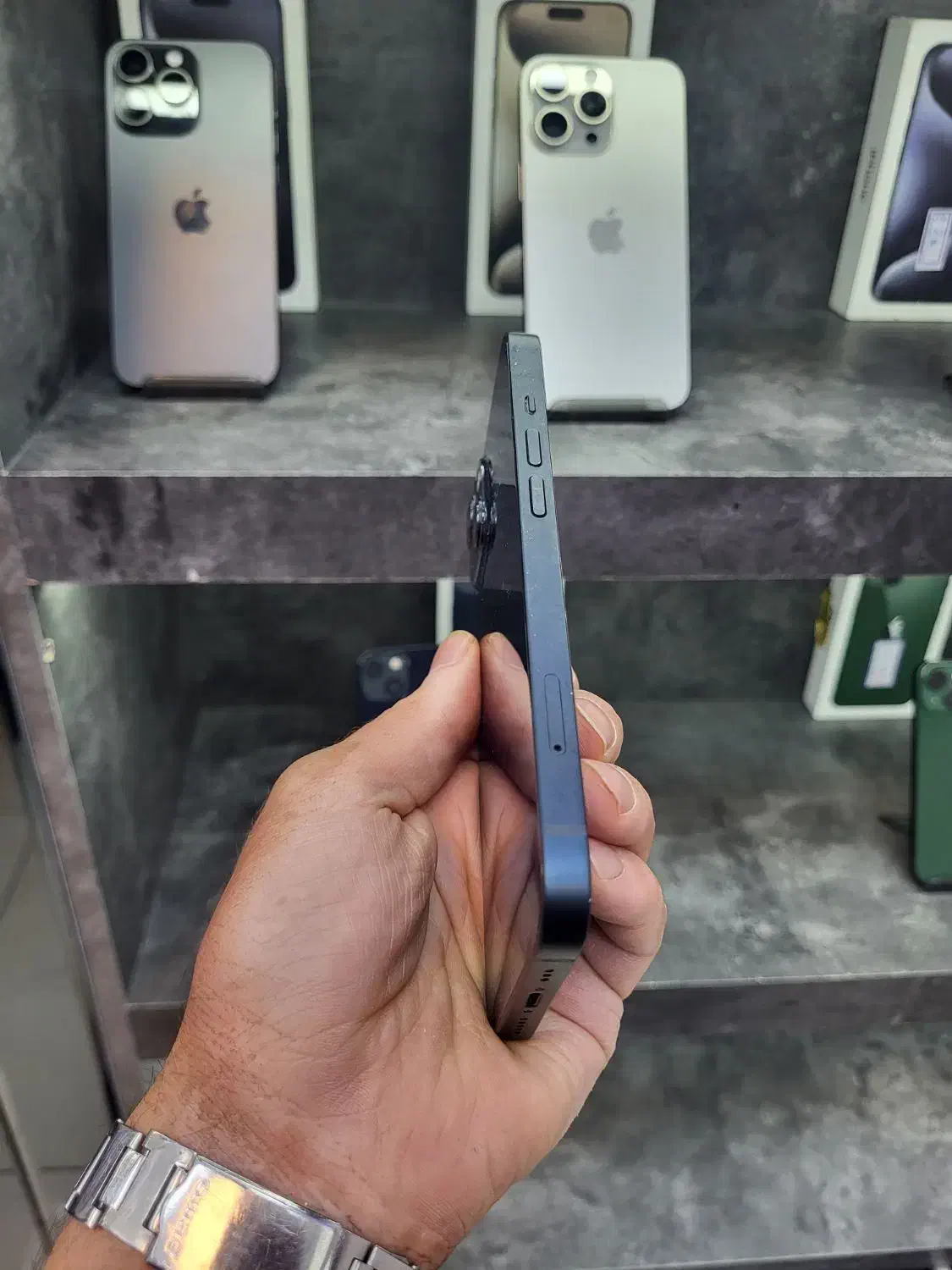 ایفون iphon ۱۳ نرمال پا به اک از دم قسط|موبایل|اصفهان, احمدآباد|دیوار