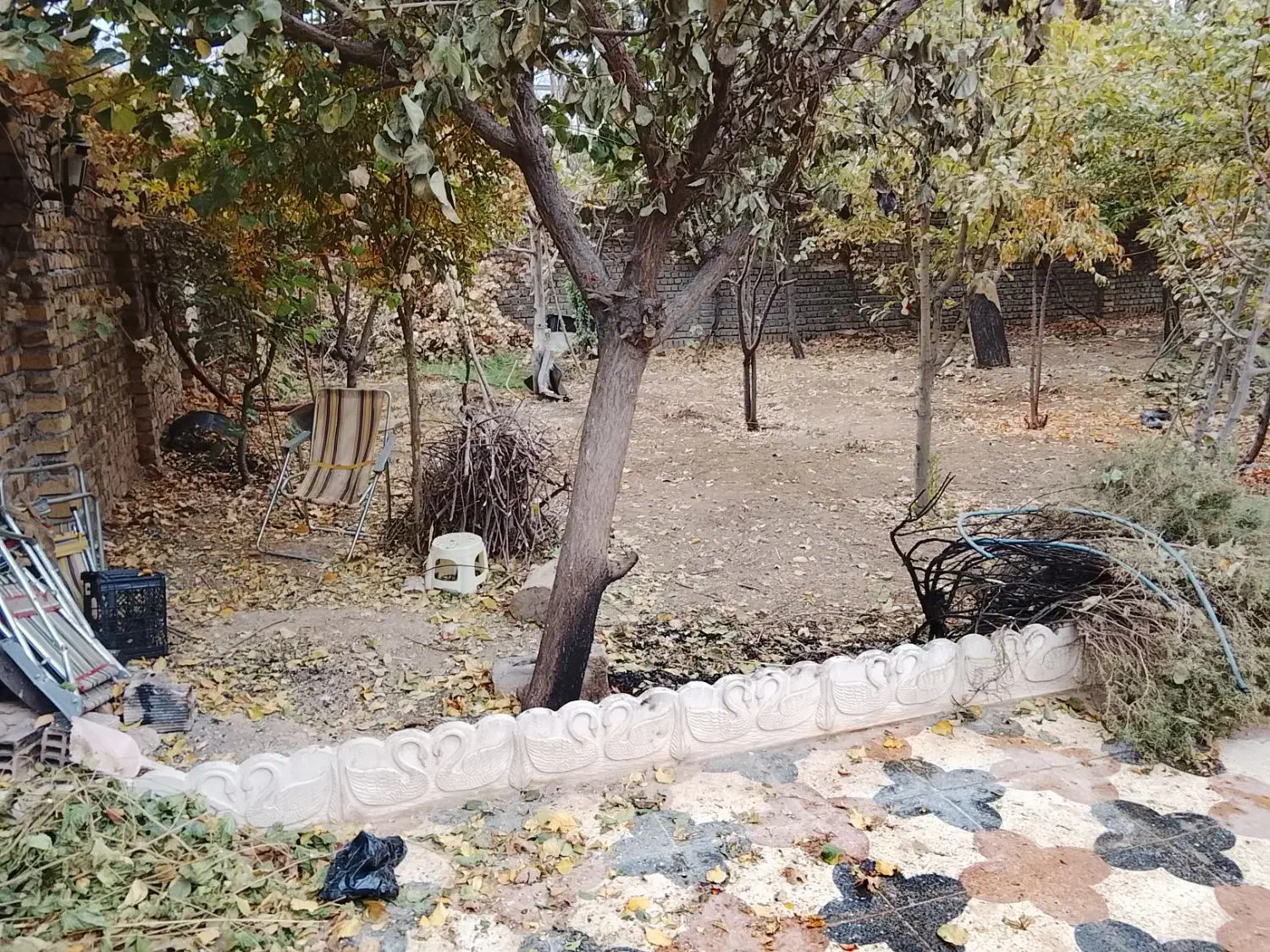 اجاره باغ ویلا در قلعه سنگی|اجارهٔ کوتاه‌مدت ویلا و باغ|خرم‌آباد, |دیوار