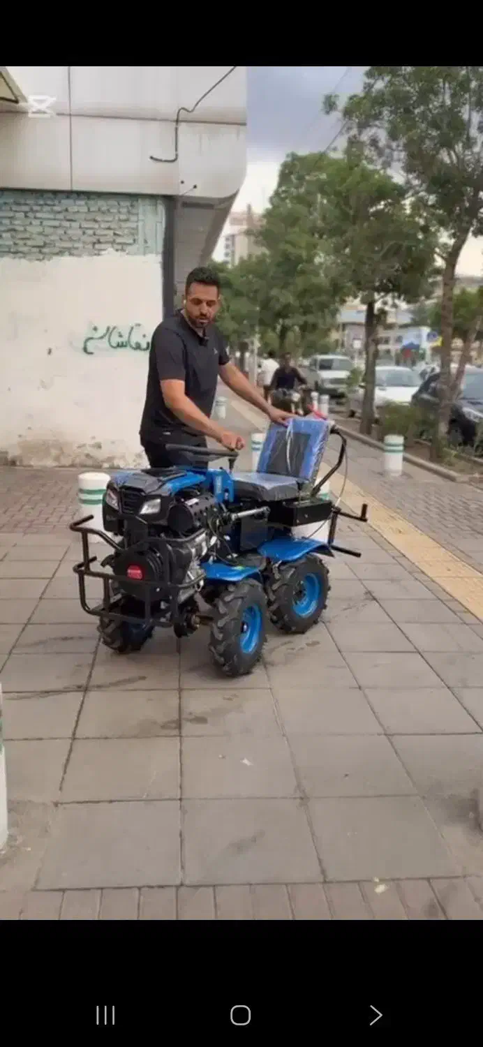 تیلر۴ چرخ|ماشینآلات صنعتی|اسفراین, |دیوار