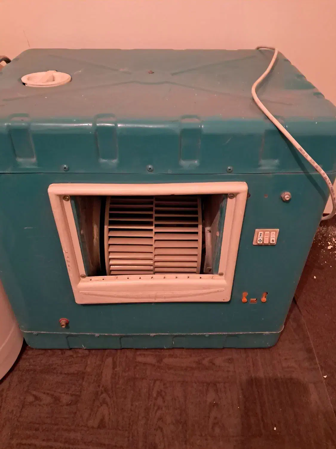 جاروبرقی|ماشین‌آلات صنعتی|همدان, |دیوار