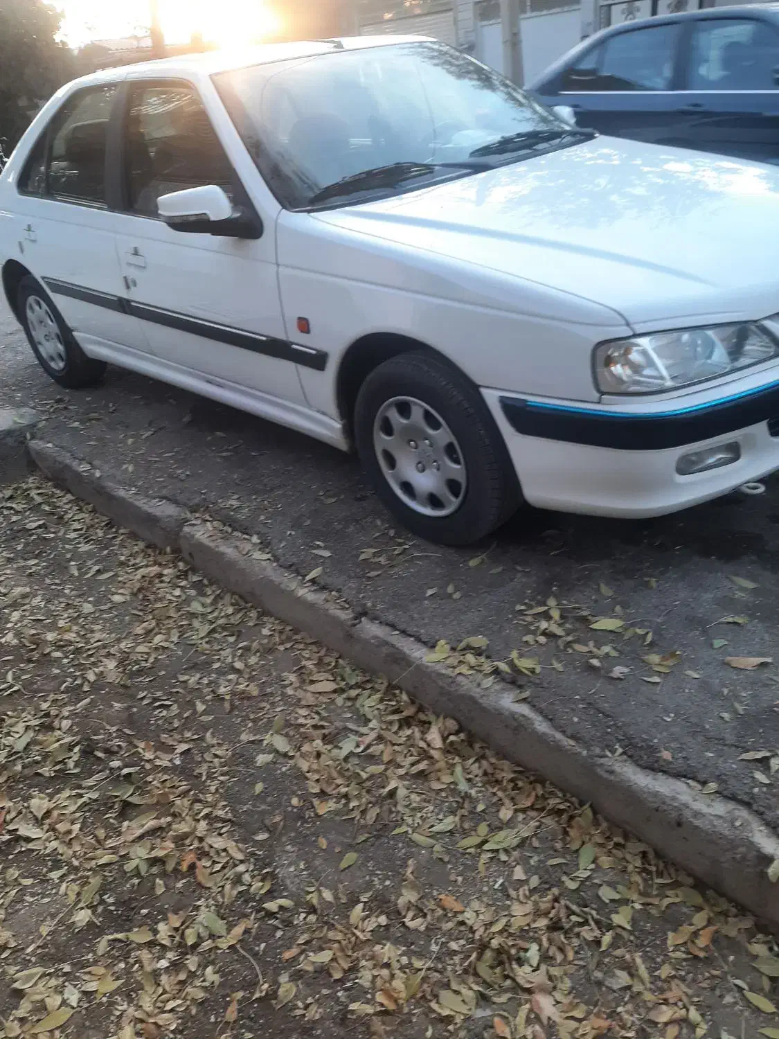 فروش پارس مدل ۹۳|خودرو سواری و وانت|بهمن صغاد, |دیوار