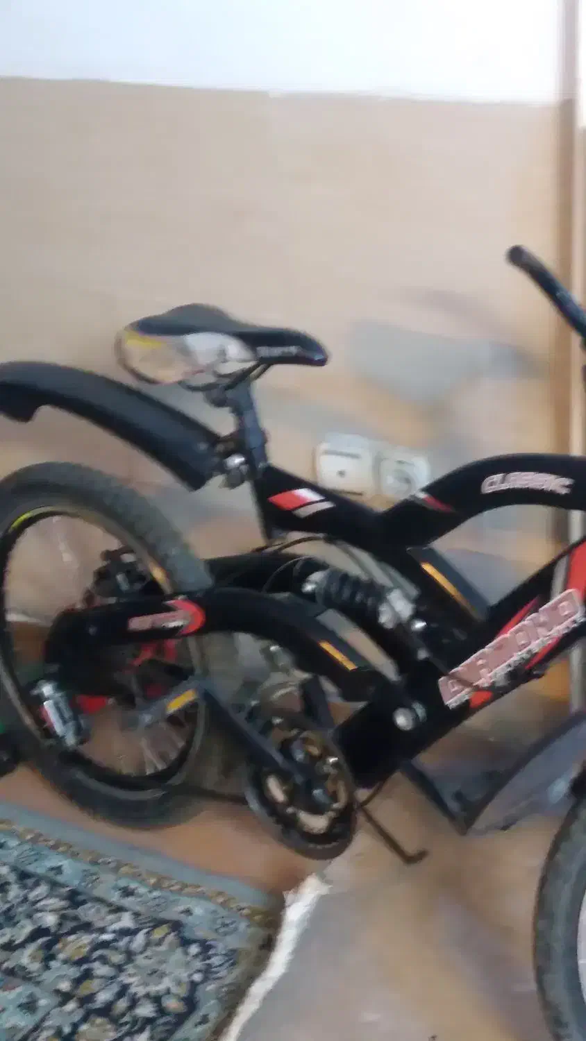 ۲عددچرخ‌۲۶و۲۰وموتوربراوو.یکعددچهارچرخ|دوچرخه، اسکیت، اسکوتر|تهران, اقدسیه|دیوار