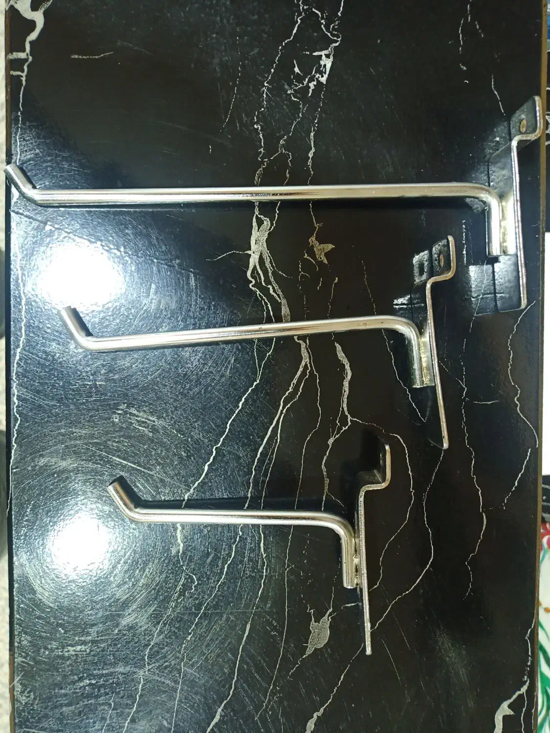 ویترین به همراه رگال|کتابخانه، شلف، قفسههای دیواری|قشم, |دیوار