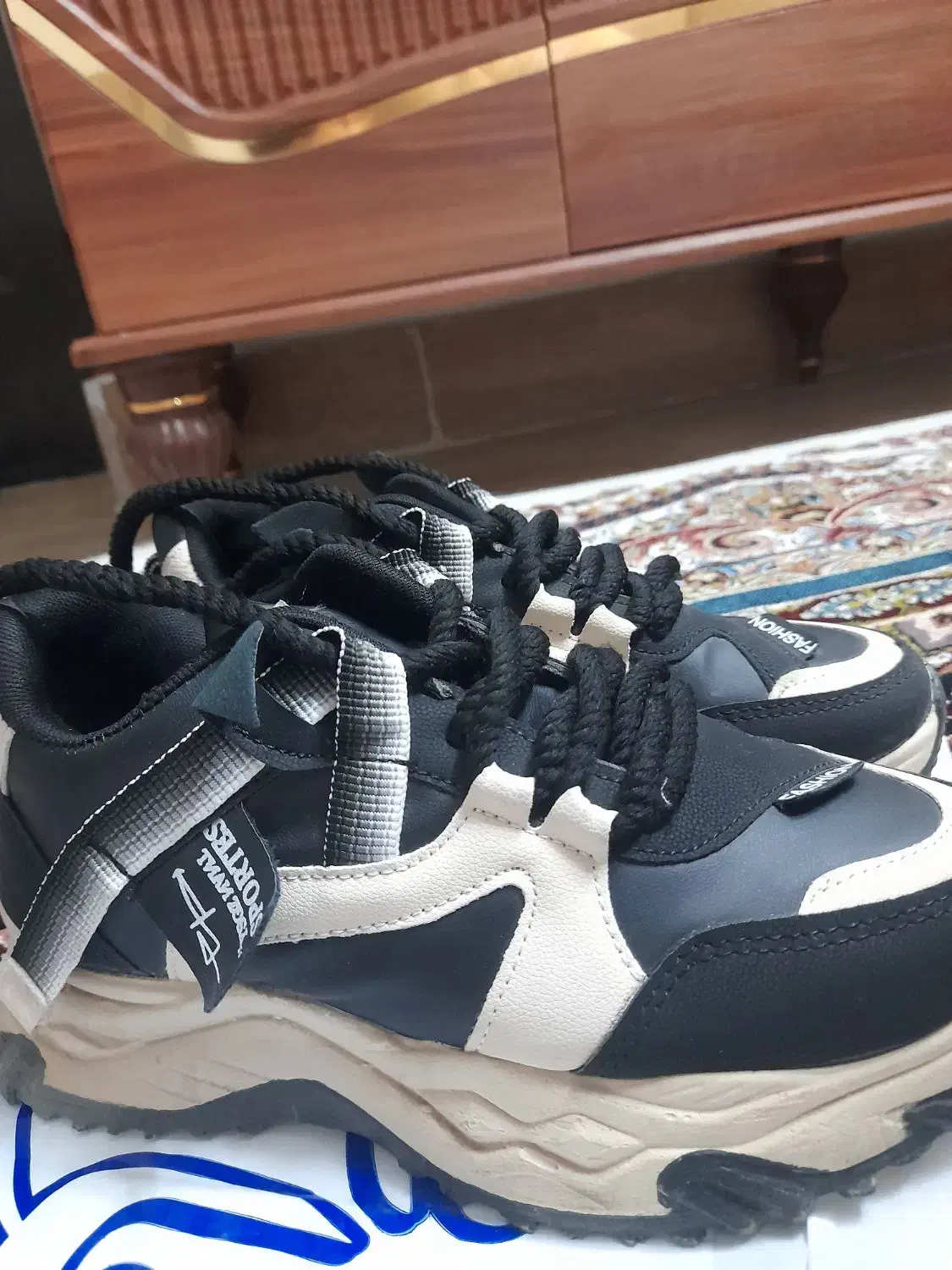 کفش اسپرت زنانه|کیف، کفش، کمربند|ساوه, |دیوار