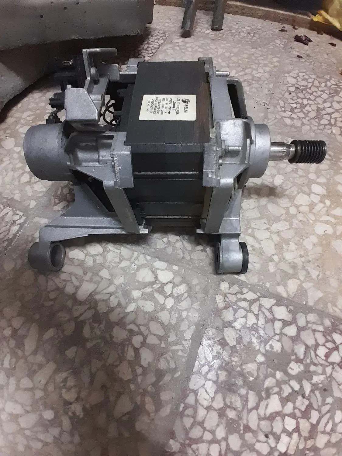 دینام|ماشین لباسشویی و خشک‌کن لباس|قم, ولیعصر|دیوار