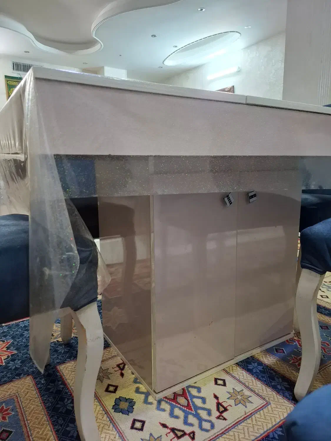 میز ناهارخوری|میز و صندلی غذاخوری|سمنان, |دیوار