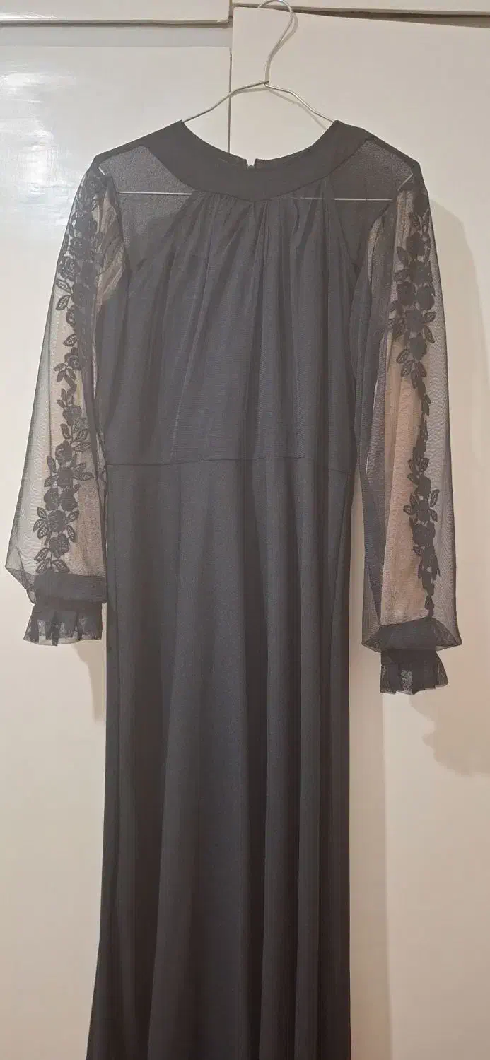 لباس مجلسی|لباس|طبس, |دیوار