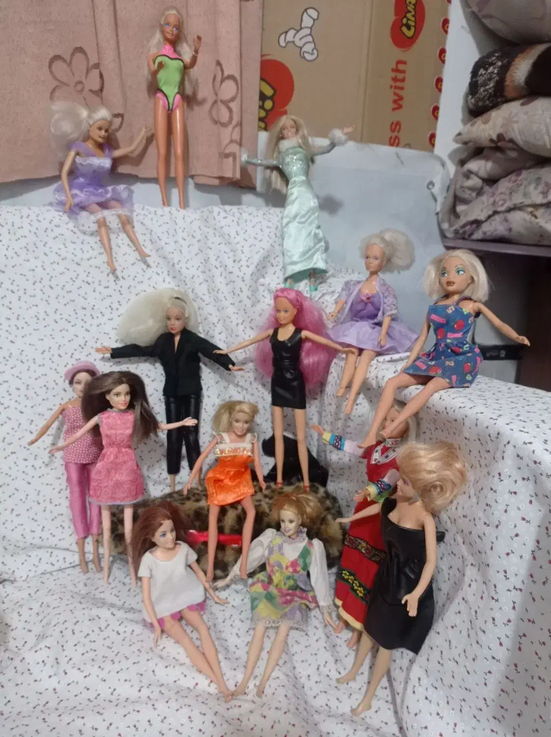 عروسک باربی اورجینال|اسباببازی بچه|تهران, شهرک رضویه|دیوار