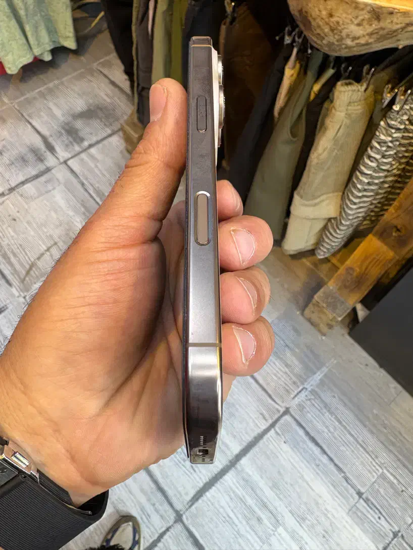 16pro 256|موبایل|محمدشهر, محمدشهر|دیوار