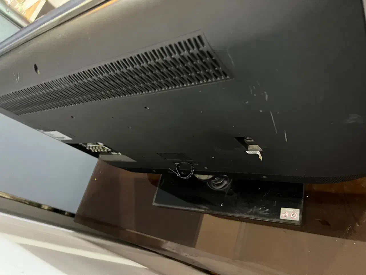 تلویزیون ۳۷ اینچ سامسونگ LCD|تلویزیون و پروژکتور|ری, صالح آباد جنوبی (باغ رضوان)|دیوار