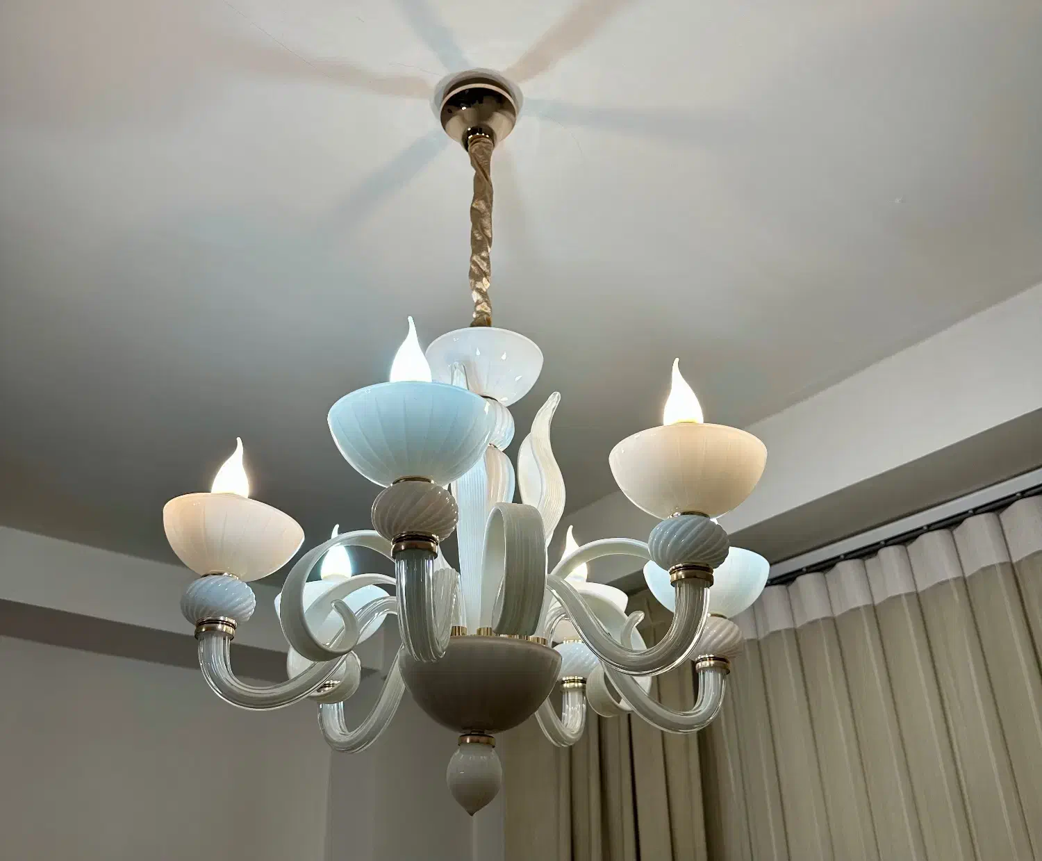 لوستر کریستالی مورانو سفید طرح ایتالیایی|لوستر و چراغ آویز|قزوین, |دیوار