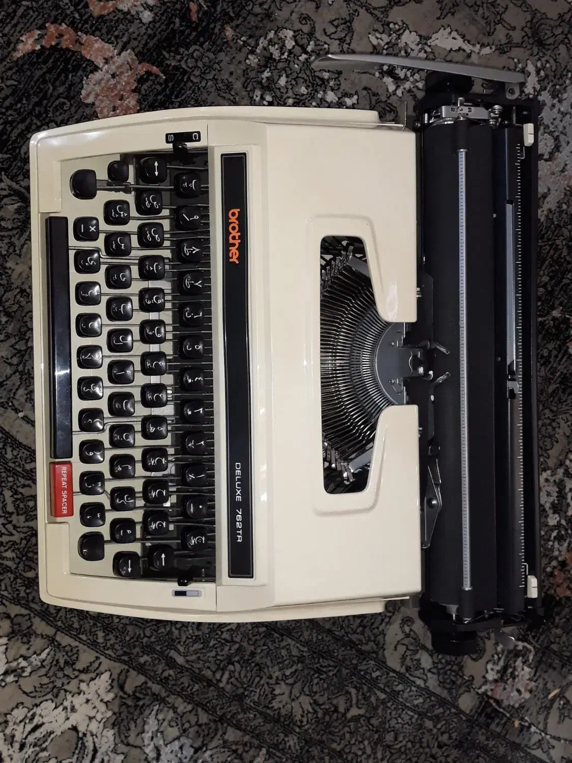 ماشین تحریر|کلکسیون اشیاء عتیقه|تهران, فدک|دیوار