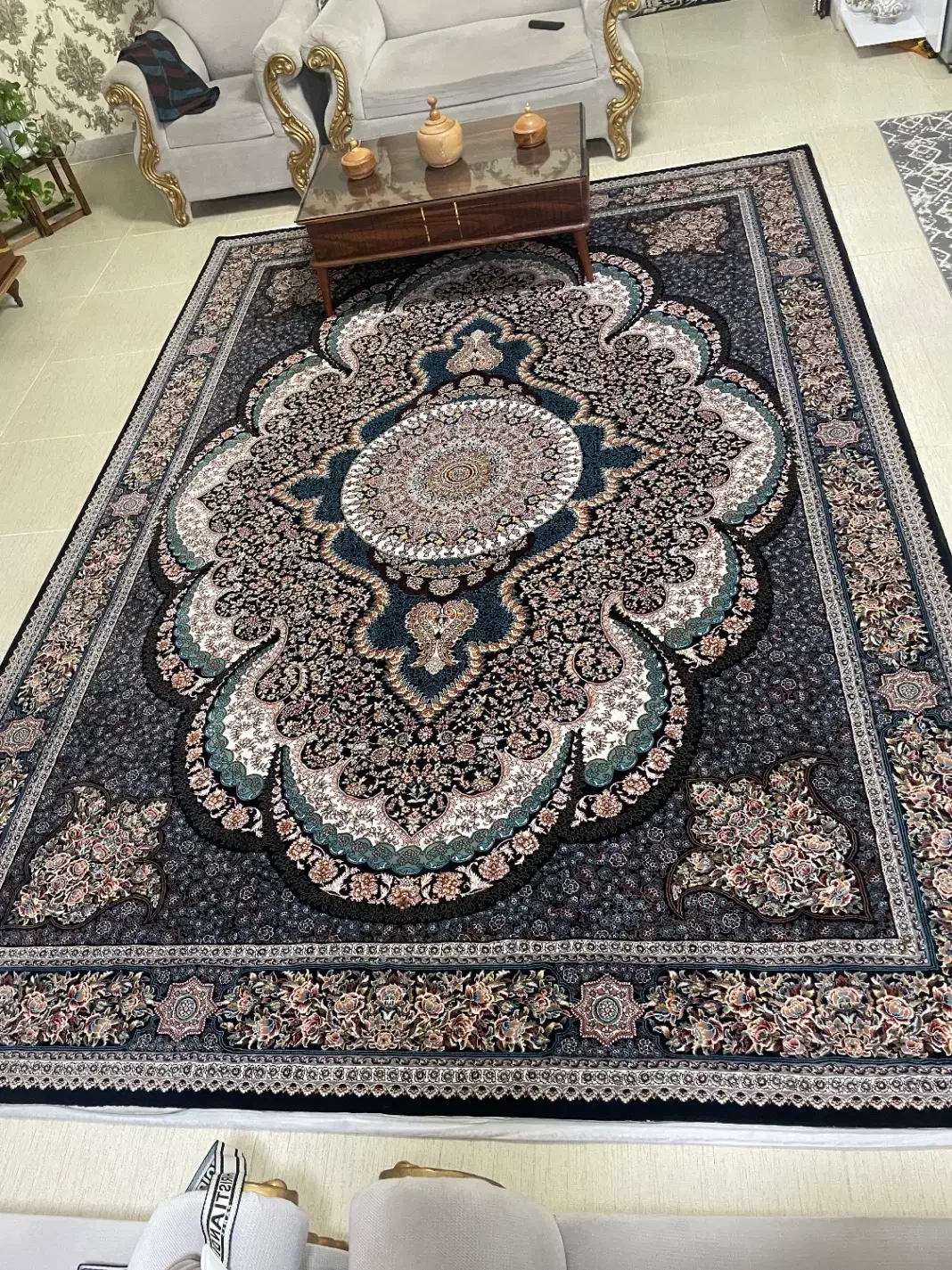 فرش ۹متری|فرش|تالش, هشتپر|دیوار