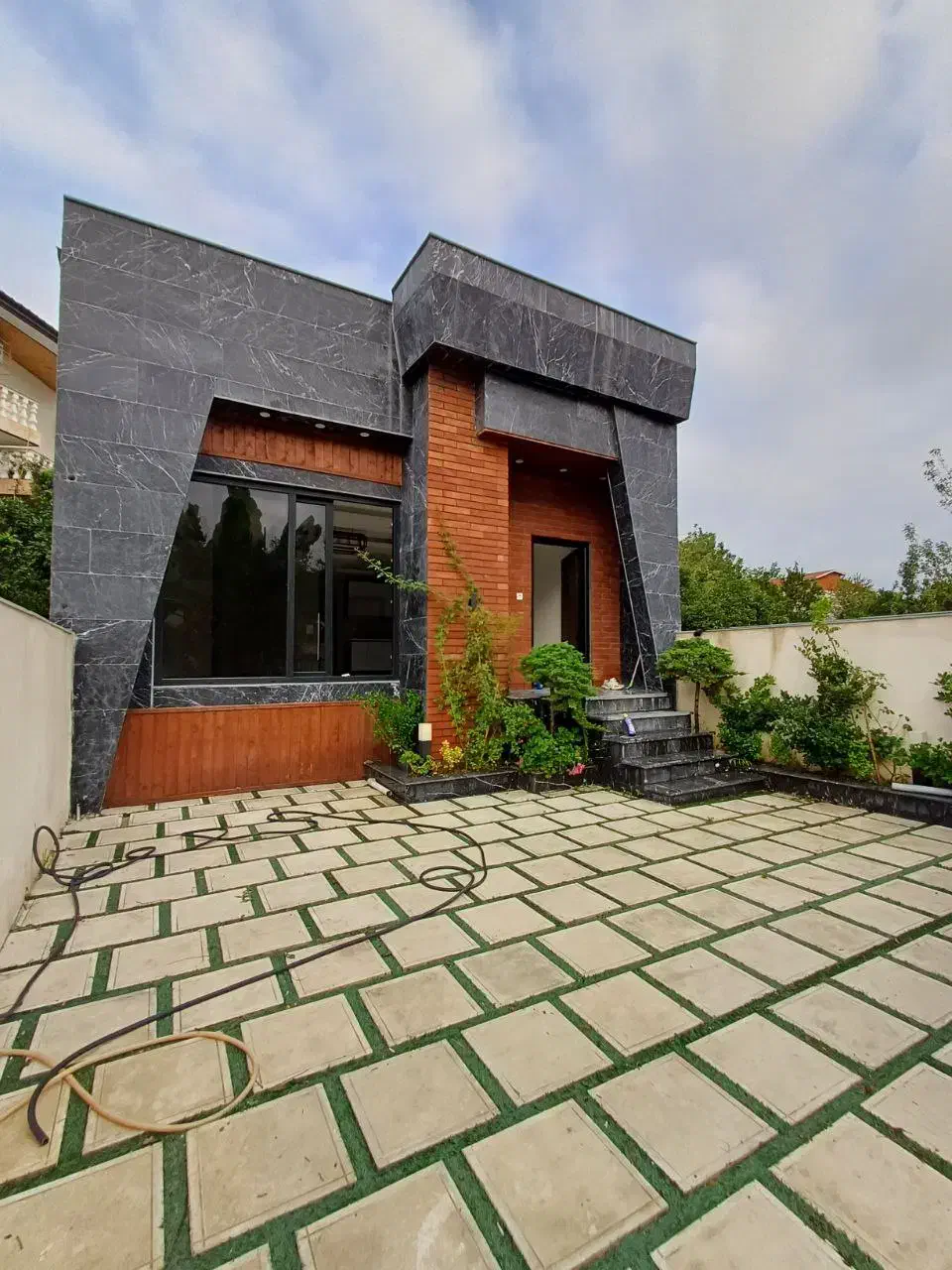 ویلا استخردار باسندتکبرگ و استخر ۴فصل|فروش خانه و ویلا|امامزاده عبدالله, |دیوار