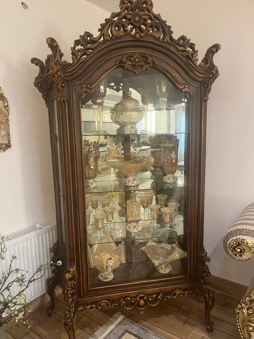 ویترین منبت کار دست لوکس و کلاسیک|بوفه، ویترین، کنسول|قم, بنیاد|دیوار