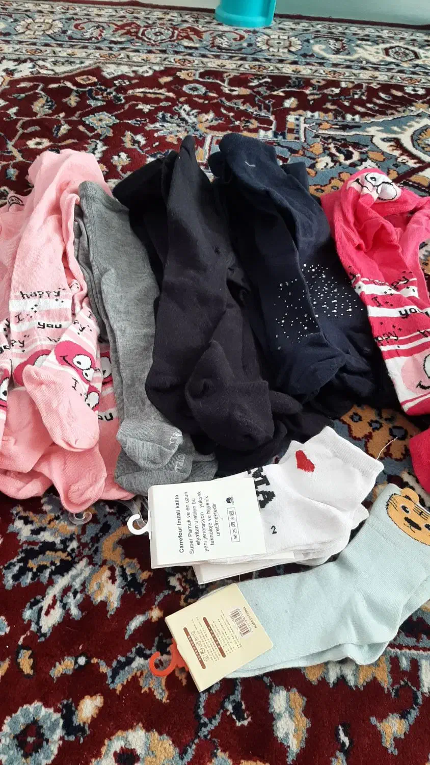 یک تعداد مقنعه وسوتین جوراب شلواری بچه گانه|لباس|اردبیل, |دیوار