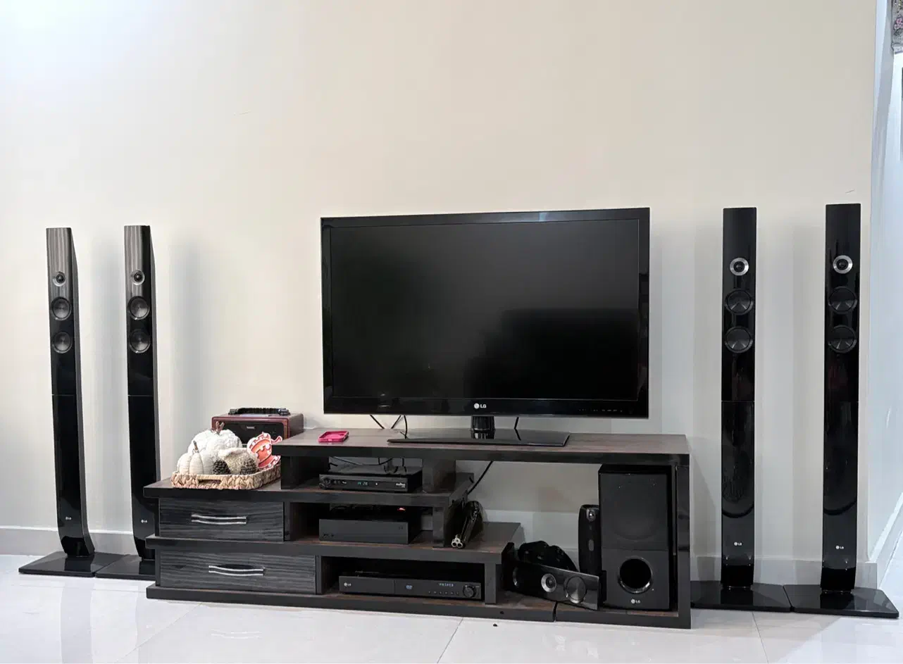 سیستم صوتی خانگی ۷تیکه LG|سیستم صوتی خانگی|تهران, بهار|دیوار