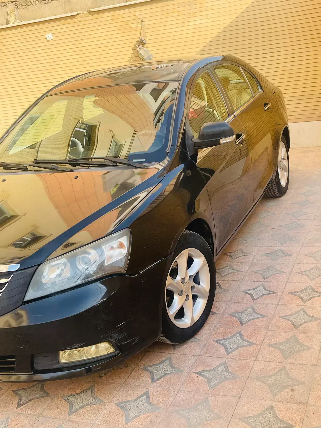 جیلی امگرند ۲۰۱۳ مشکی دنده ای|خودرو سواری و وانت|اصفهان, ملکشهر|دیوار