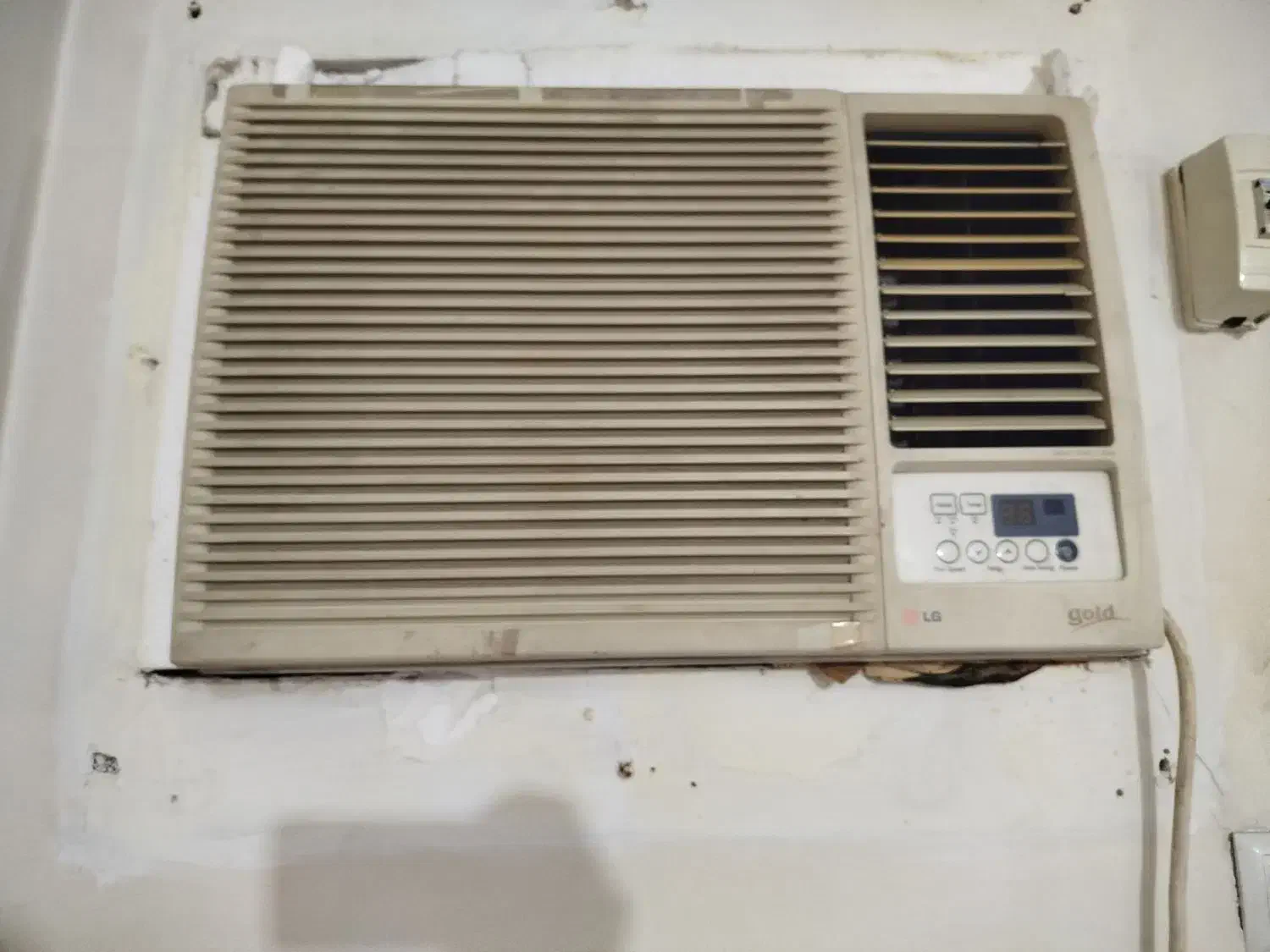 کولر و وسایل مغازه|کولر گازی و فن‌کوئل|رشت, نظری|دیوار