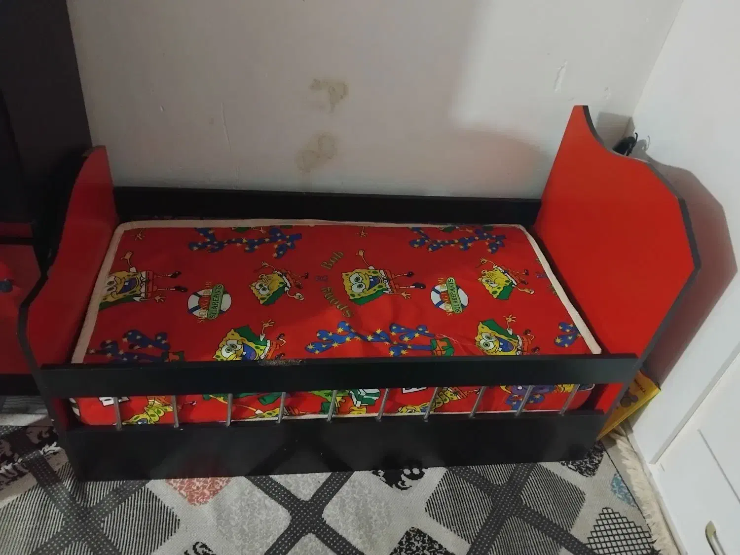 تخت کمد کودک|تخت و صندلی بچه|خوی, |دیوار