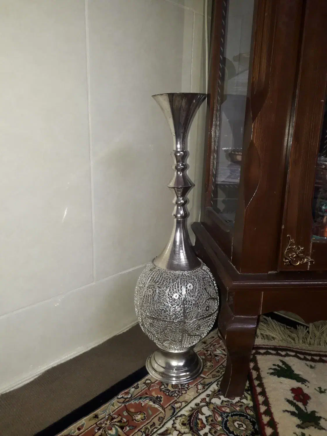 گلدان مس وروکش نقره و ملیله|صنایع دستی و سایر لوازم تزئینی|شهرضا, |دیوار