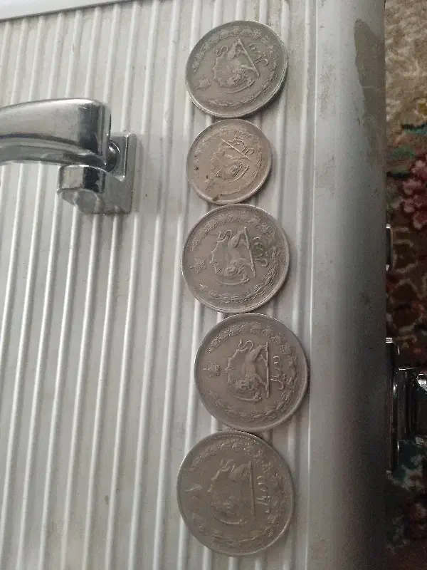 شاهی وجهموری|کلکسیون سکه، تمبر، اسکناس|گلبهار, شهر جدید گلبهار|دیوار