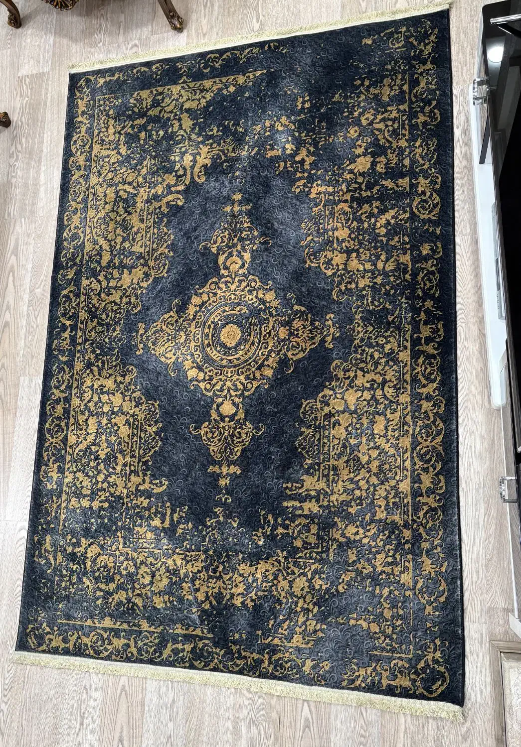 فرش ۶ و ۴ متری مدرن|فرش|رشت, پارک شهر|دیوار