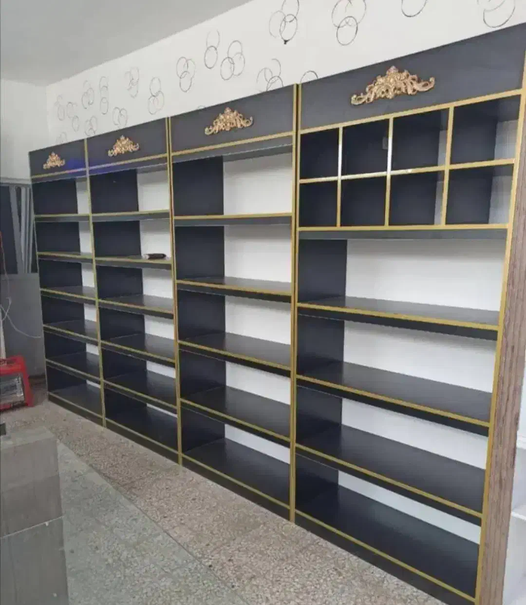 قفسه دکورلوازم آرایشی بوتیک عطاری ویترین پیشخوان|فروشگاه و مغازه|تهران, جمهوری|دیوار