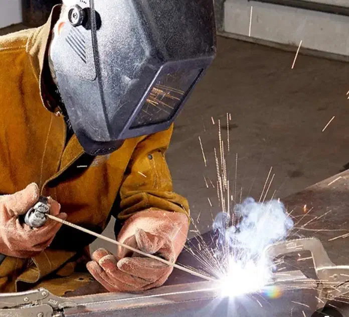 جوشکاری سیار|خدمات پیشه و مهارت|سقز, |دیوار