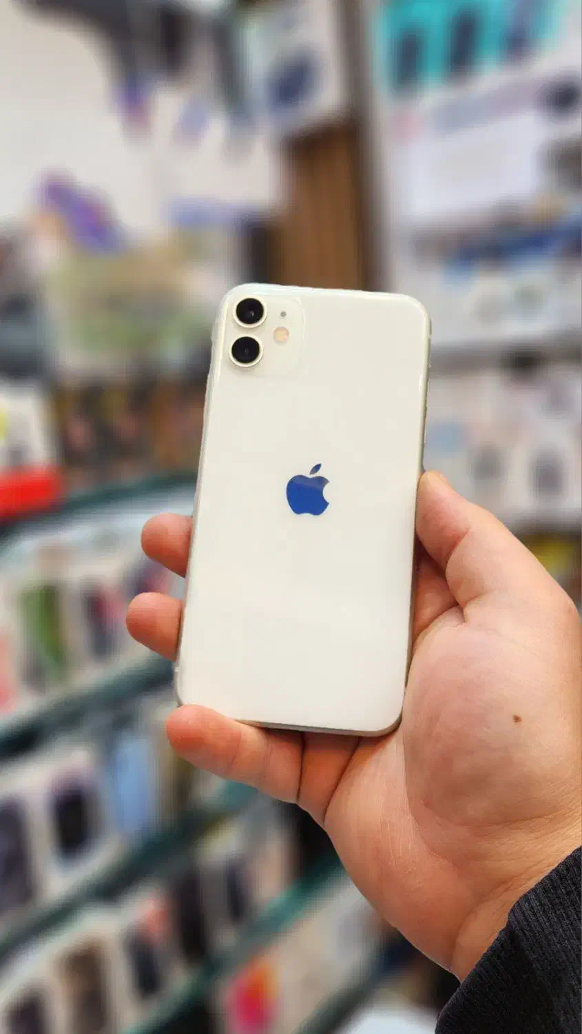 آیفون ۱۱ با حافظه ۱۲۸ باتری ۷۶ پلمپ پک اصلی|موبایل|زنجان, |دیوار