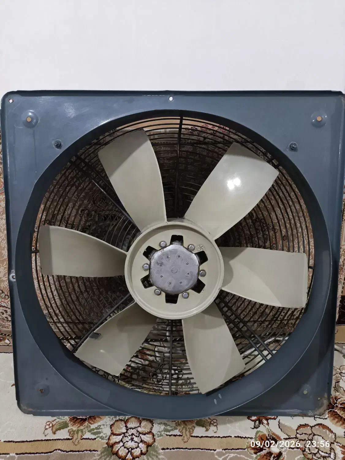 هواکش صنعتی|پنکه و تصفیه‌کنندهٔ هوا|رباط‌کریم, رباط‌کریم|دیوار