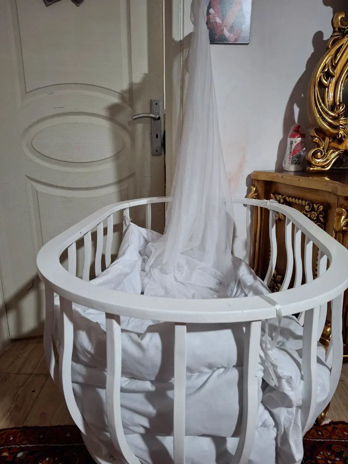 گهواره|تخت و صندلی بچه|تبریز, |دیوار