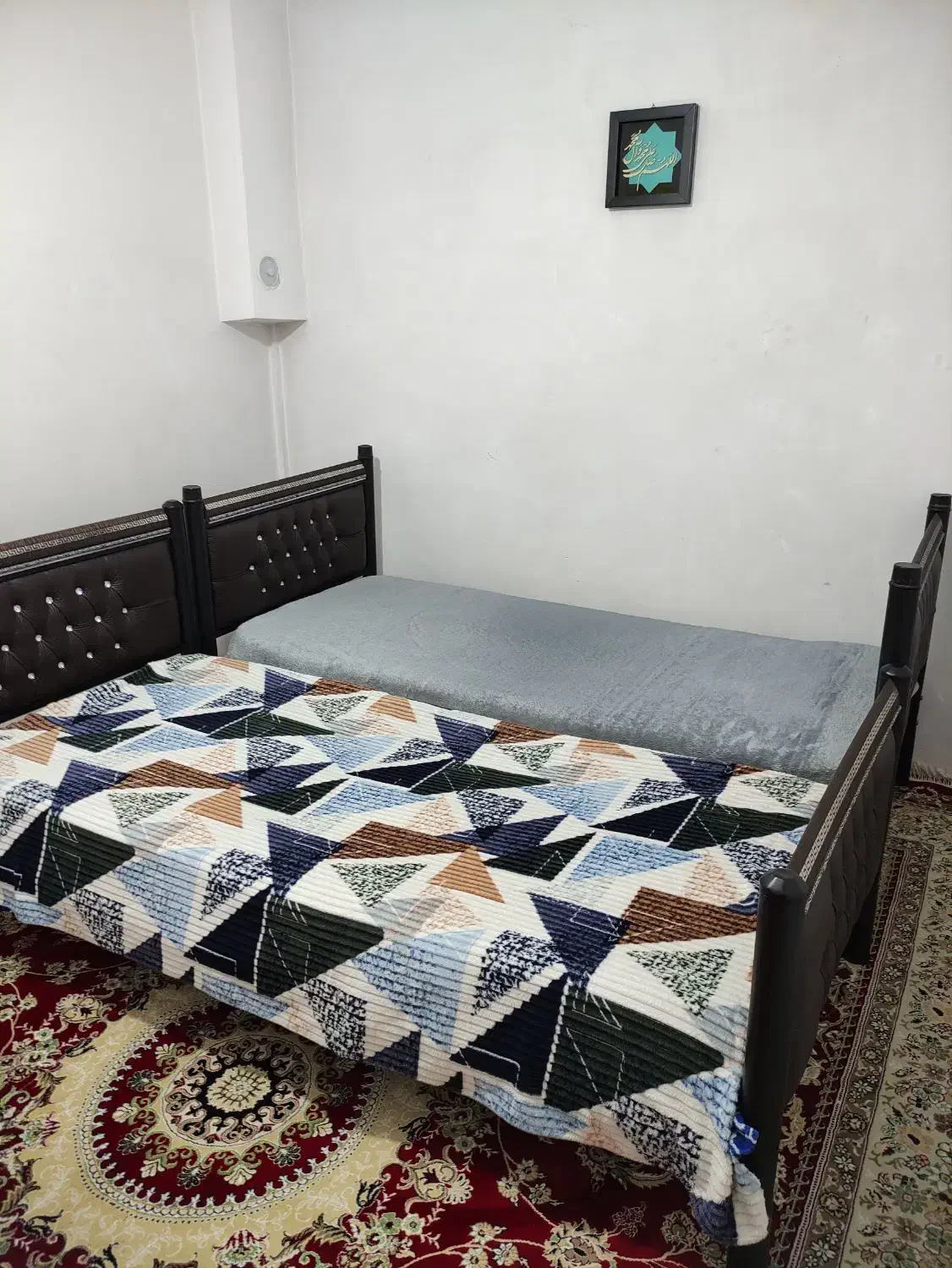 تخت ( دو طبقه شو و تک ) فلزی|تخت و سرویس خواب|خرمدره, |دیوار