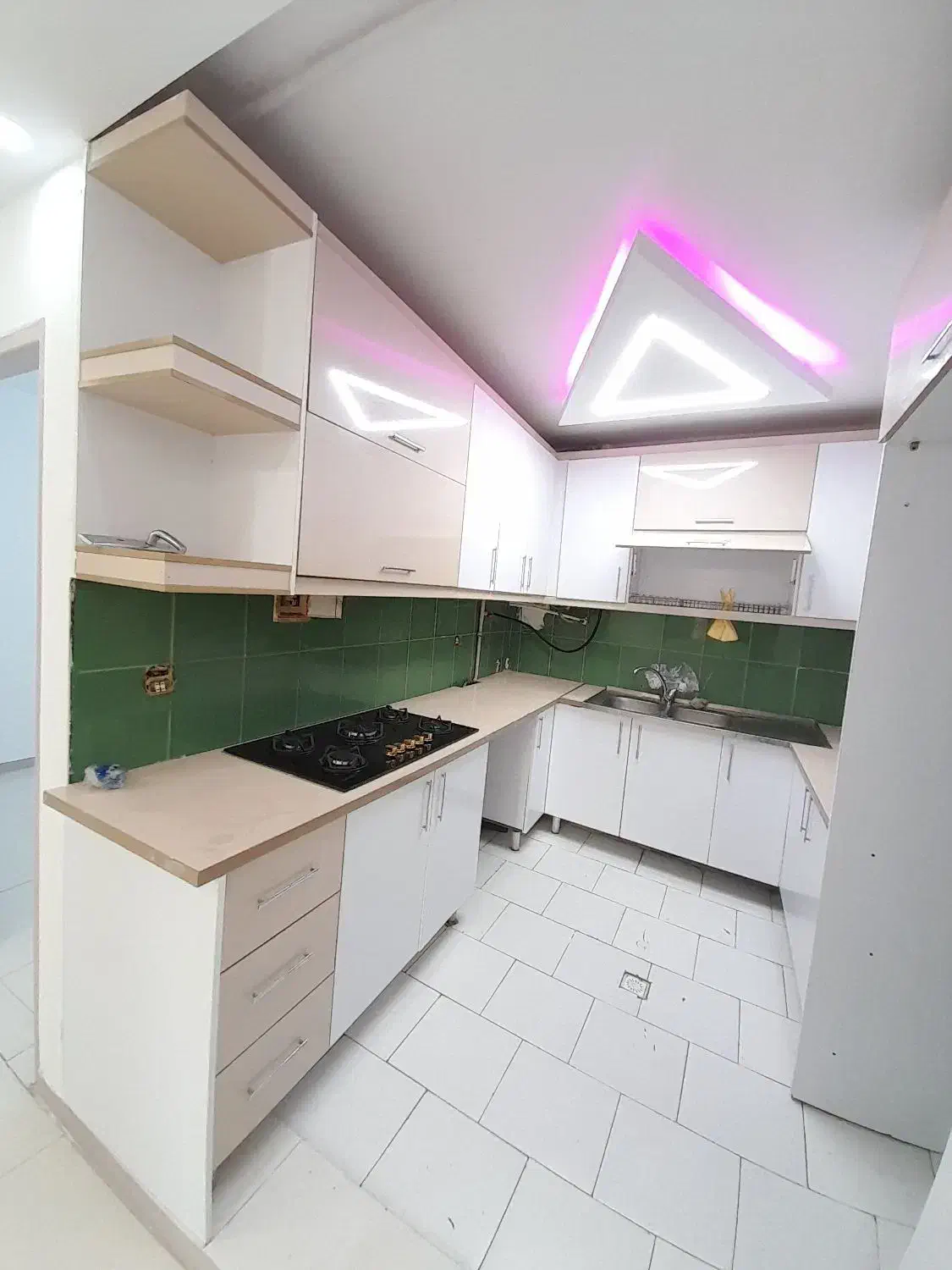 اپارتمان در مارلیک طبقه اول سالن پرده خور|فروش آپارتمان|ملارد, |دیوار