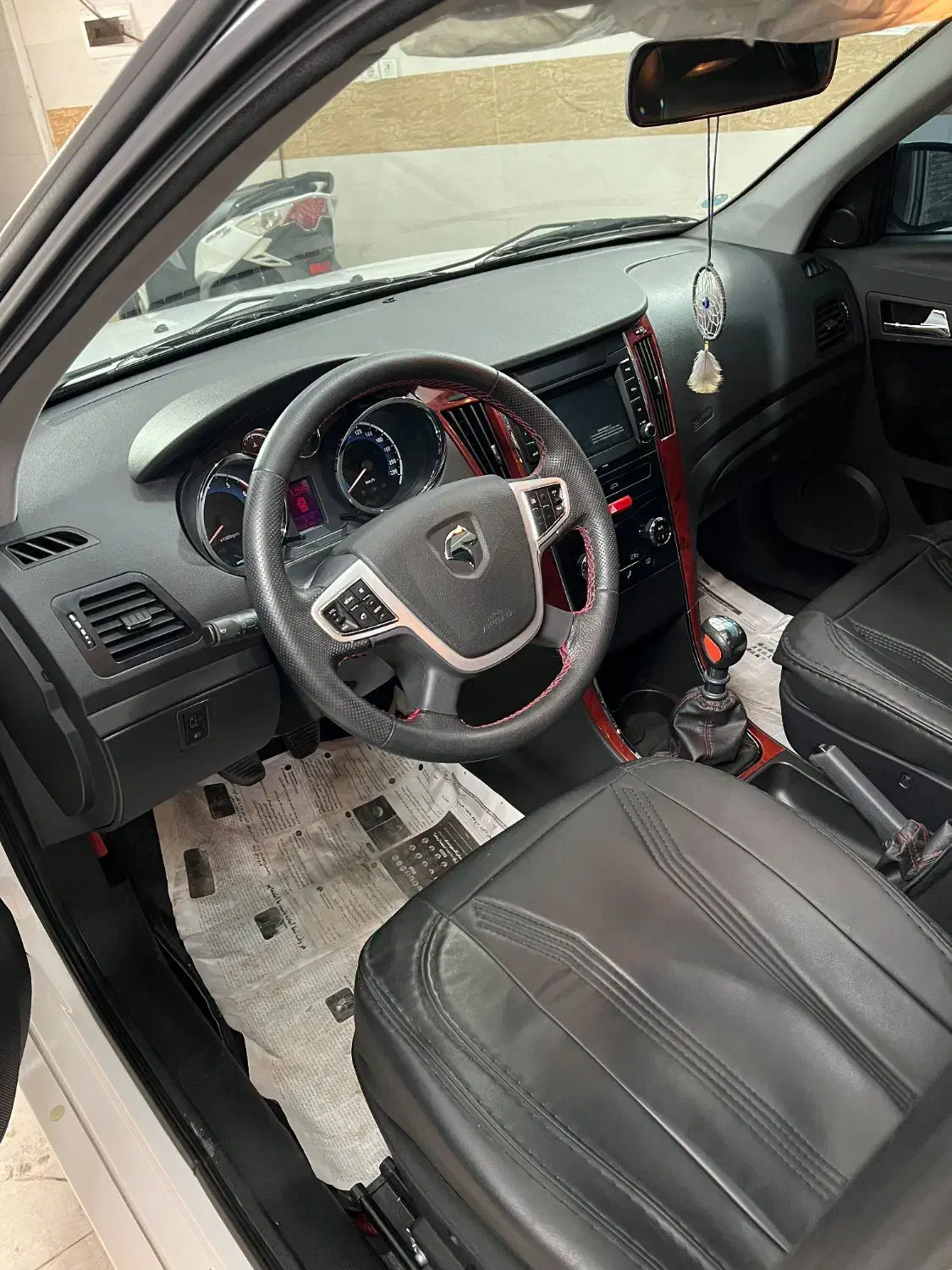 دنا پلاس دنا توربو ۶ دنده دستی 1401|خودرو سواری و وانت|همدان, |دیوار