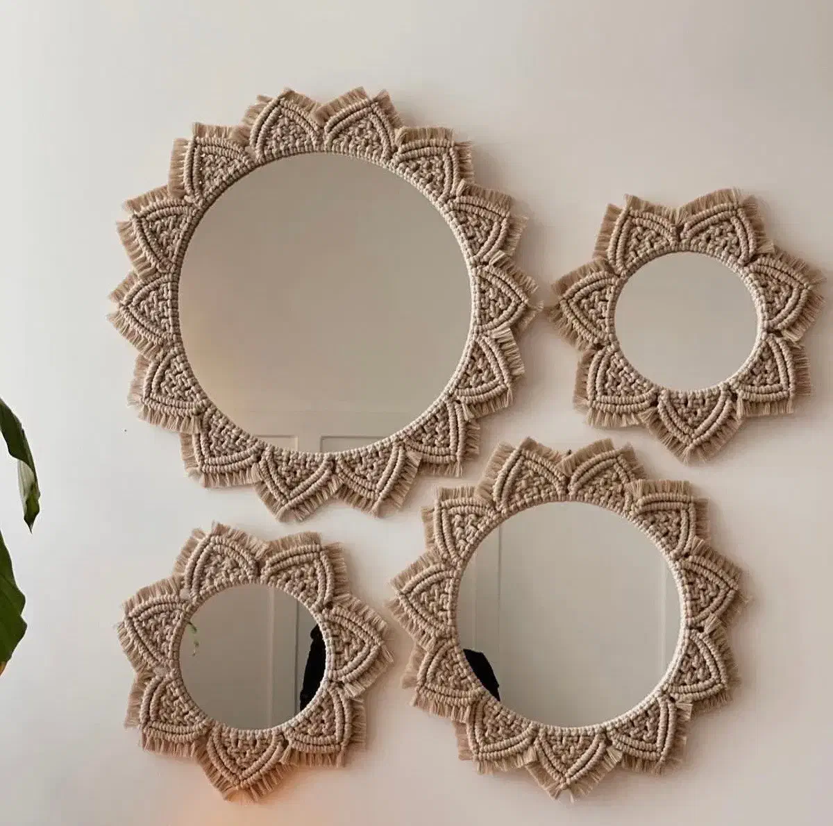 آینه مکرومه|آینه|گرگان, |دیوار