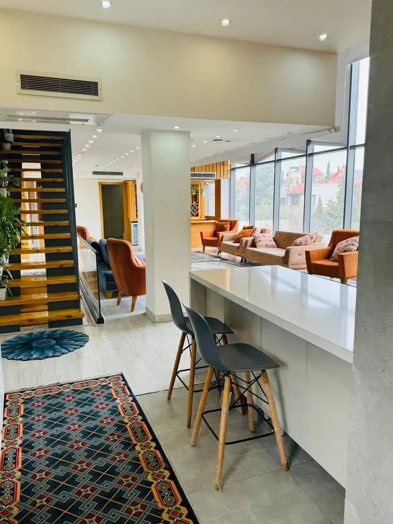 اجاره ویلای لوکس استخردار|اجارهٔ کوتاهمدت ویلا و باغ|صدرا-فارس, باغشهر گلبهار صدرا|دیوار