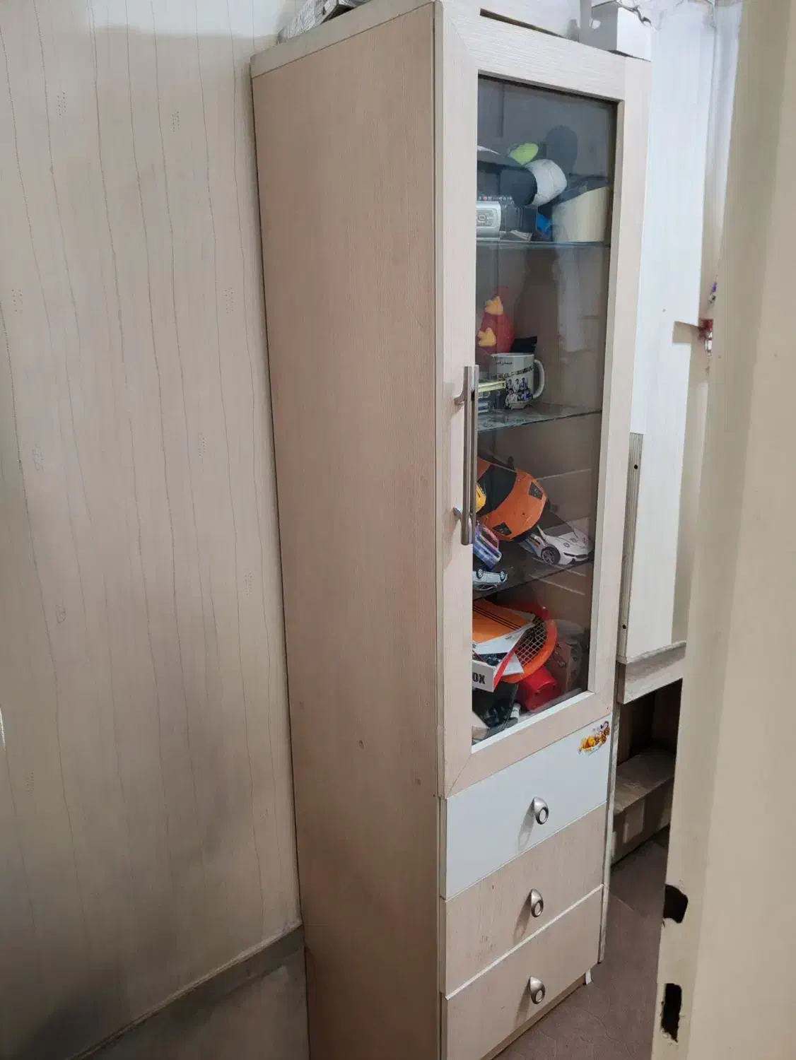 تخت و کمد نوجوان|تخت و سرویس خواب|تهران, سید خندان (جلفا)|دیوار