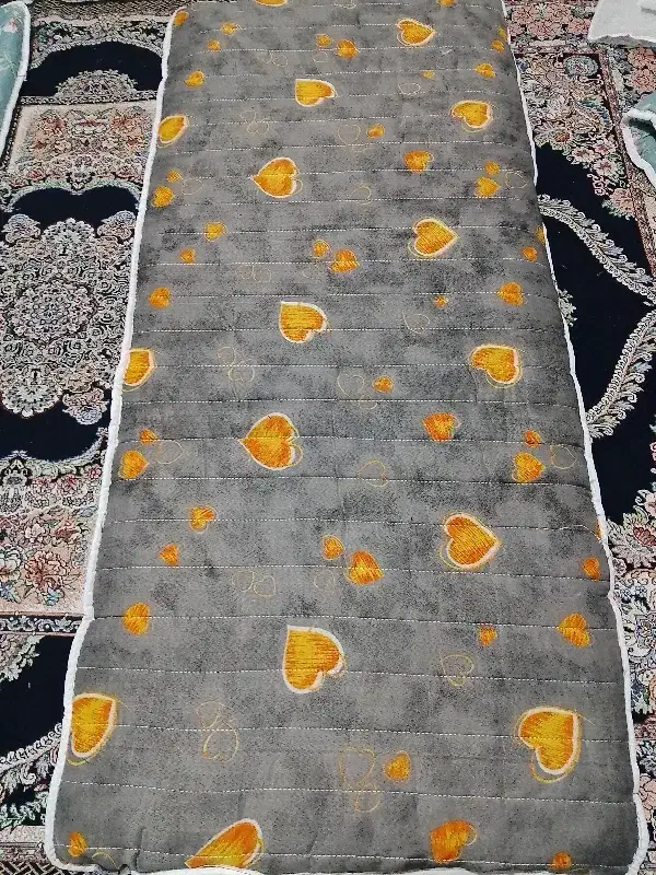 پتوی نرمینه و تشک|رختخواب، بالش، پتو|پاکدشت, حصار امیر|دیوار