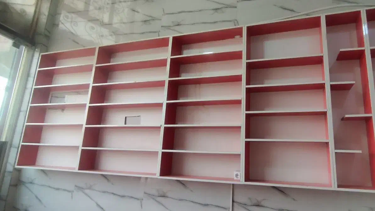 قفسه mdf مانکن و چوب لباسی|کتابخانه، شلف، قفسه‌های دیواری|سرپل ذهاب, |دیوار