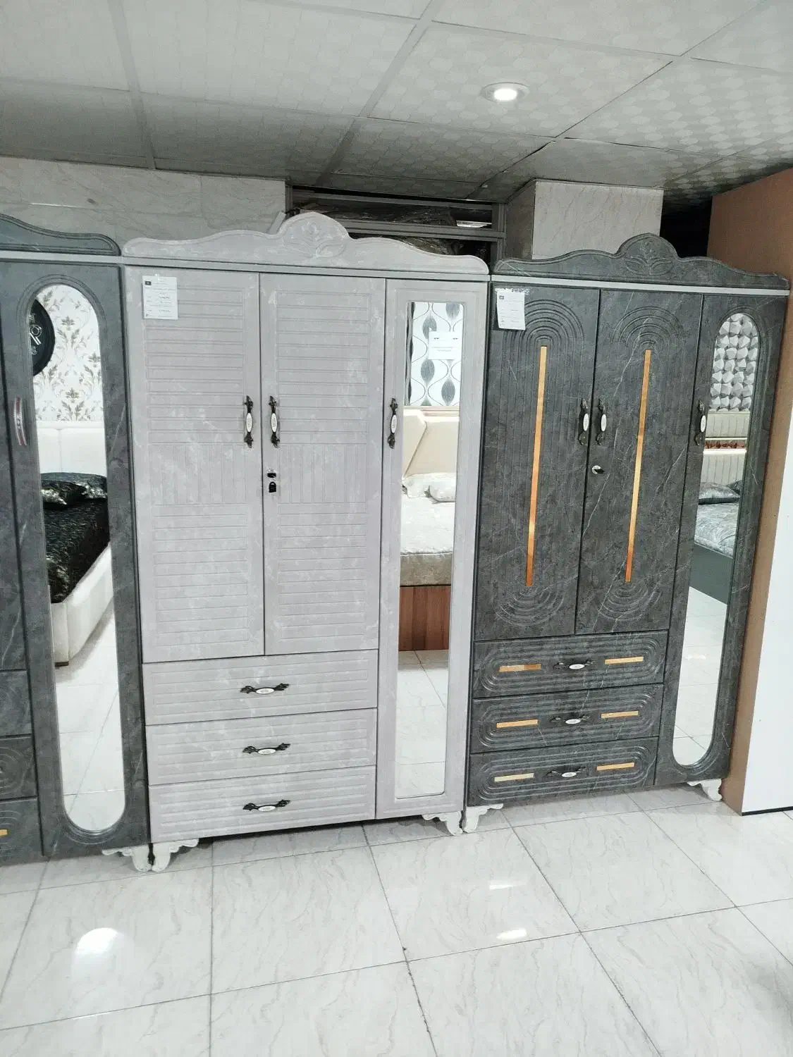 کمد لباس سه درب وکیوم زرین کالا|جاکفشی، کمد، دراور|یاسوج, |دیوار