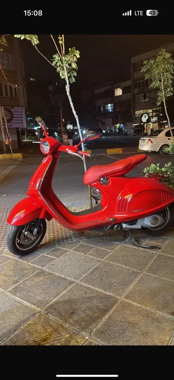 وسپا  946 red|موتورسیکلت|تهران, خواجه نصیر طوسی|دیوار