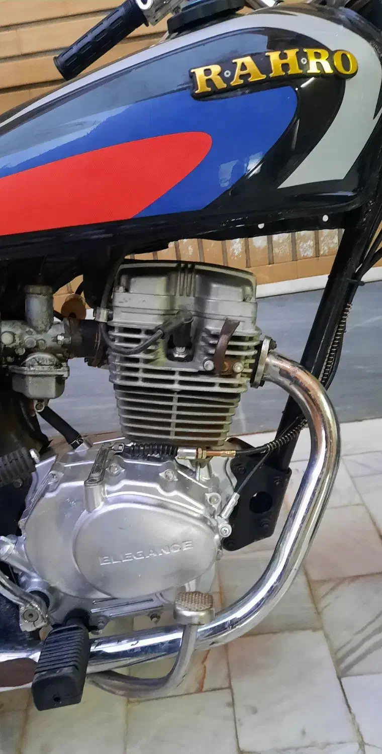 موتور هندا ۲۰۰ پلاک ملی|موتورسیکلت|قم, چهار مردان|دیوار