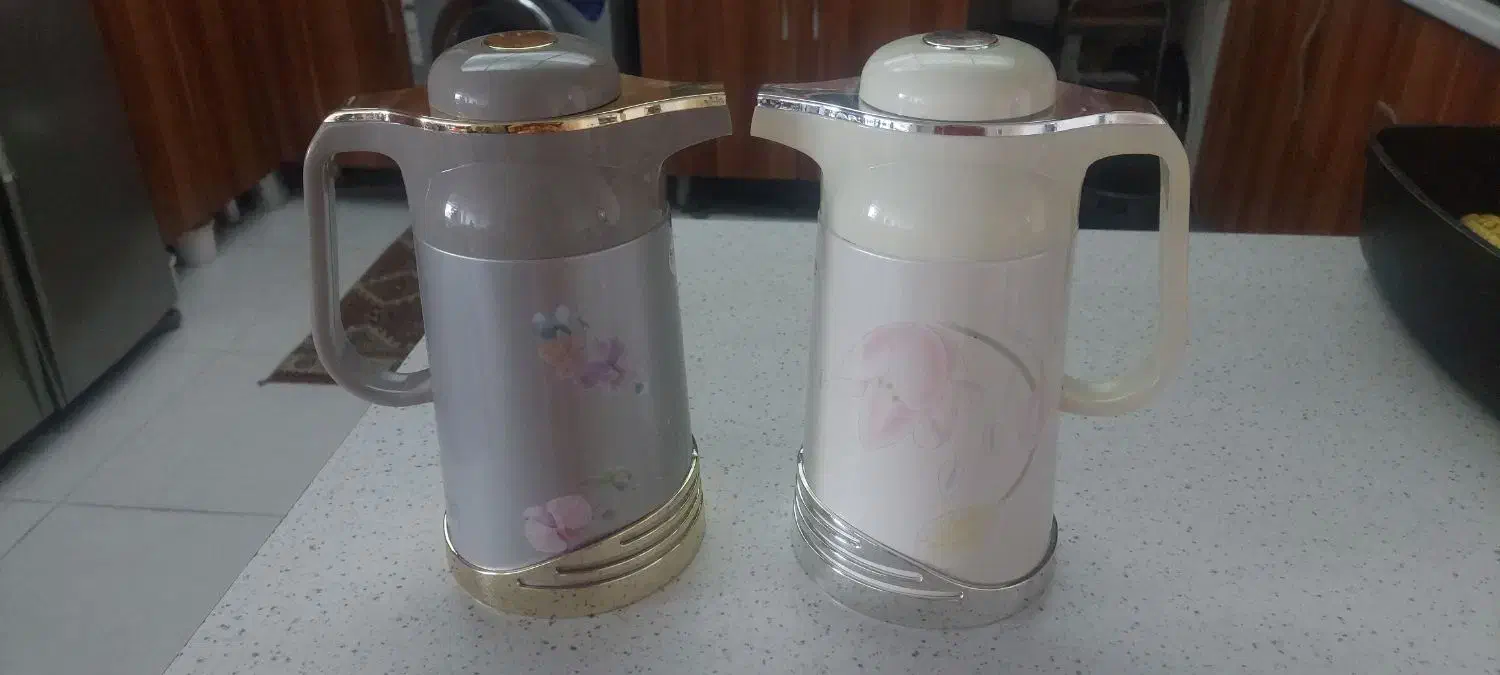 ۲عدد فلاکس آلمانی solingen نو و آکبند بسیار زیبا|قوری، کتری، قهوه‌ساز دستی|ساری, |دیوار