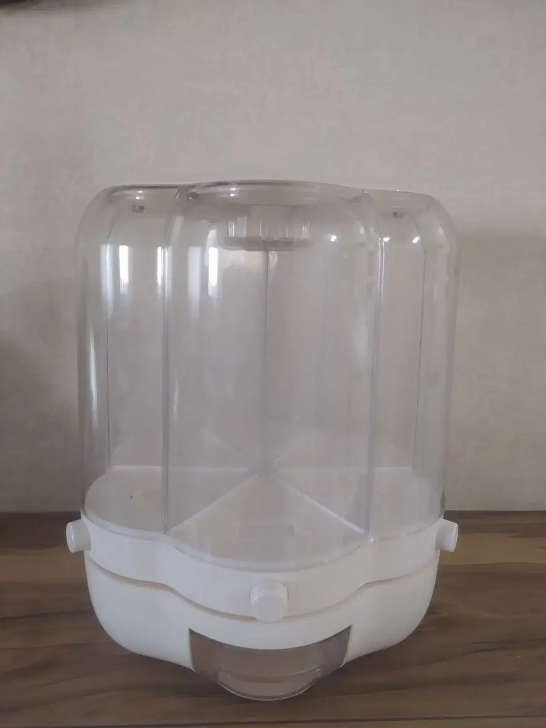 جا حبوباتی|آب‌چکان و نظم‌دهنده ظروف|رشت, دیانتی|دیوار