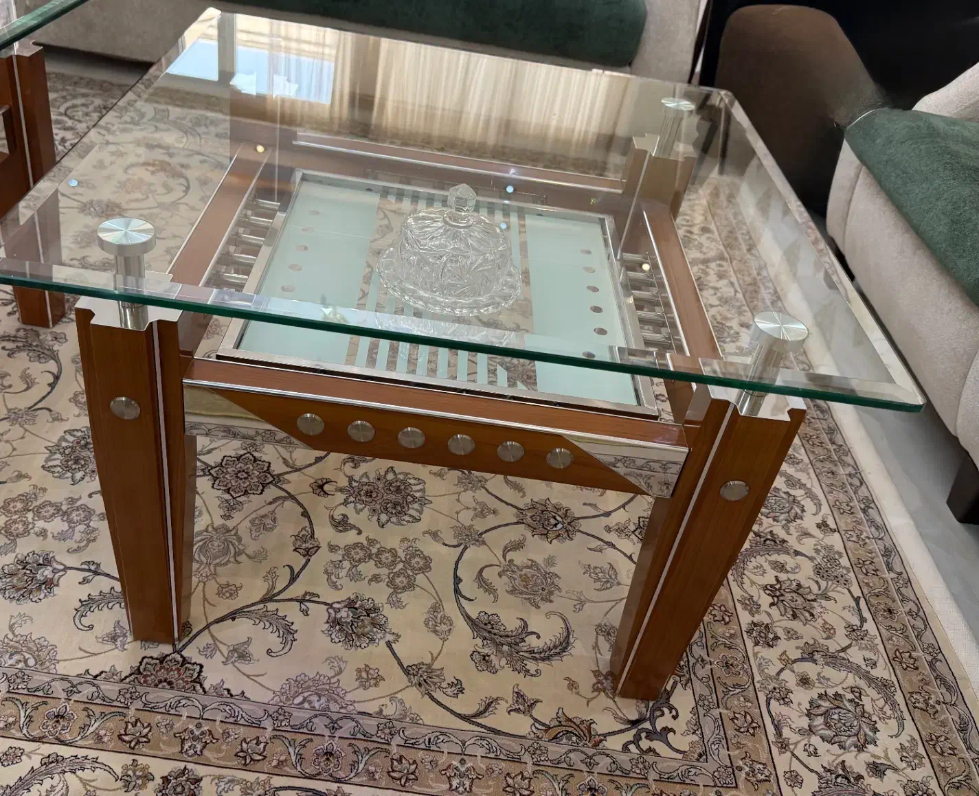 دوعدد میز جلو مبلی و پذیرایی جنس MDF و آلومینیوم|مبلمان خانگی و میز عسلی|تهران, قلهک|دیوار