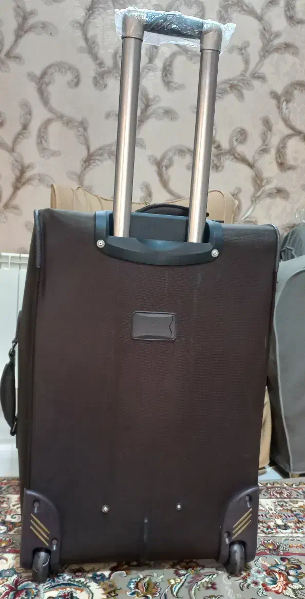 چمدان بزرگ|کیف، کفش، کمربند|تهران, هفده شهریور|دیوار