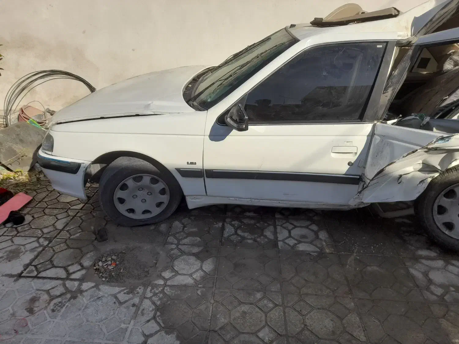 پژو پارس تصادفی مدل ۱۴۰۰|خودرو سواری و وانت|فسا, |دیوار